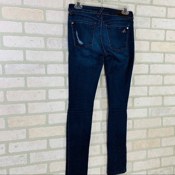 DL 1961 Amanda Skinny Distressed Seville J… - Picture 10 of 12